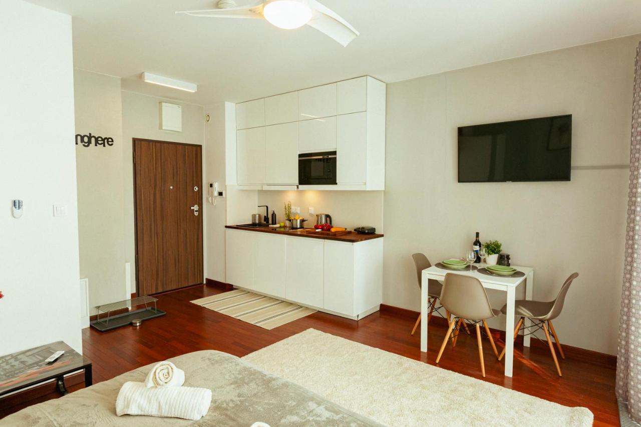 ורשה Pawia 51 - Piekny Wiok Na Centrum Warszawy - Duzy Balkon - Smart Tv 55 Cali Wifi - Good Apartments מראה חיצוני תמונה